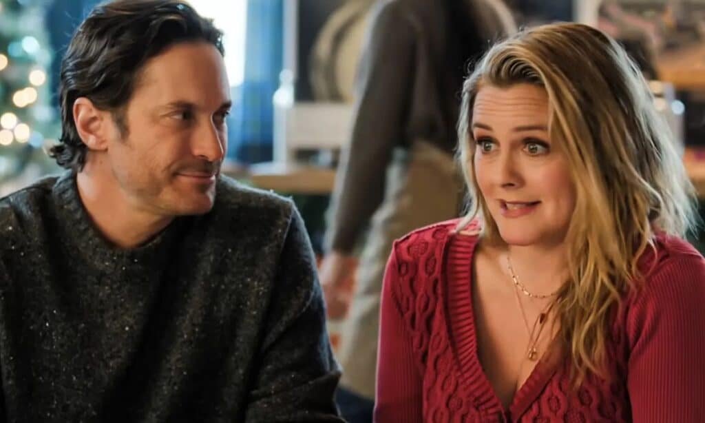 Alicia Silverstone and Oliver Hudson Shine in Netflixs Heartfelt Christmas Rom Com A Merry Little Ex Mas